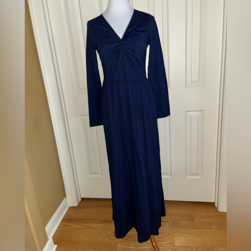 New Ouges Size Large Navy Blue Maxi Dress V Neckline Twist Detail